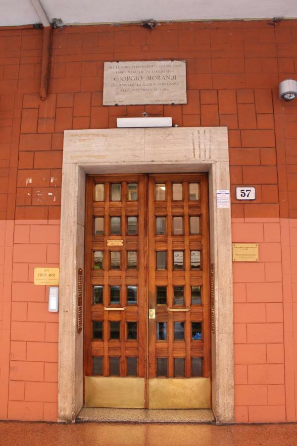 Bed and Breakfast A Due Passi Dal Lumiere Bologna Exterior foto