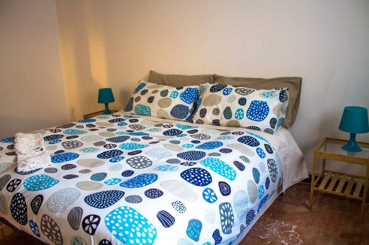 Bed and Breakfast A Due Passi Dal Lumiere Bologna Exterior foto