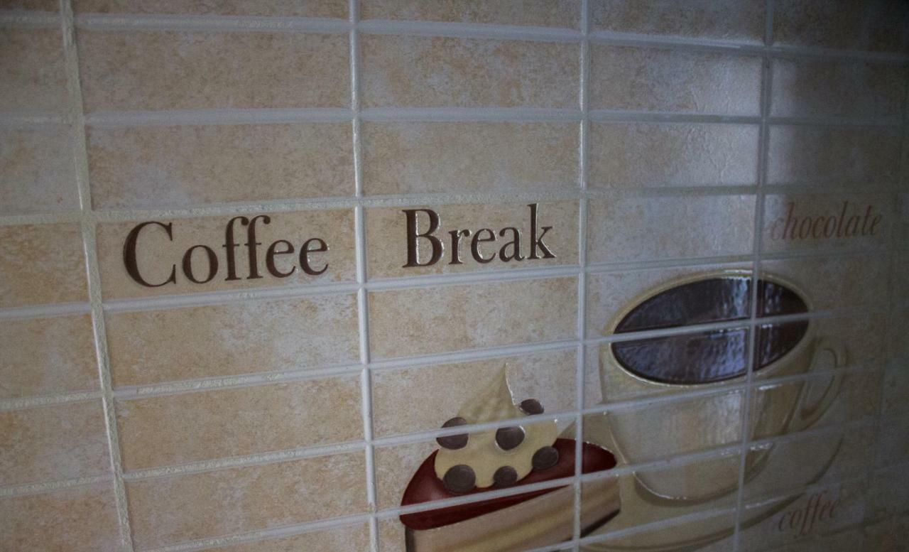 Bed and Breakfast A Due Passi Dal Lumiere Bologna Exterior foto